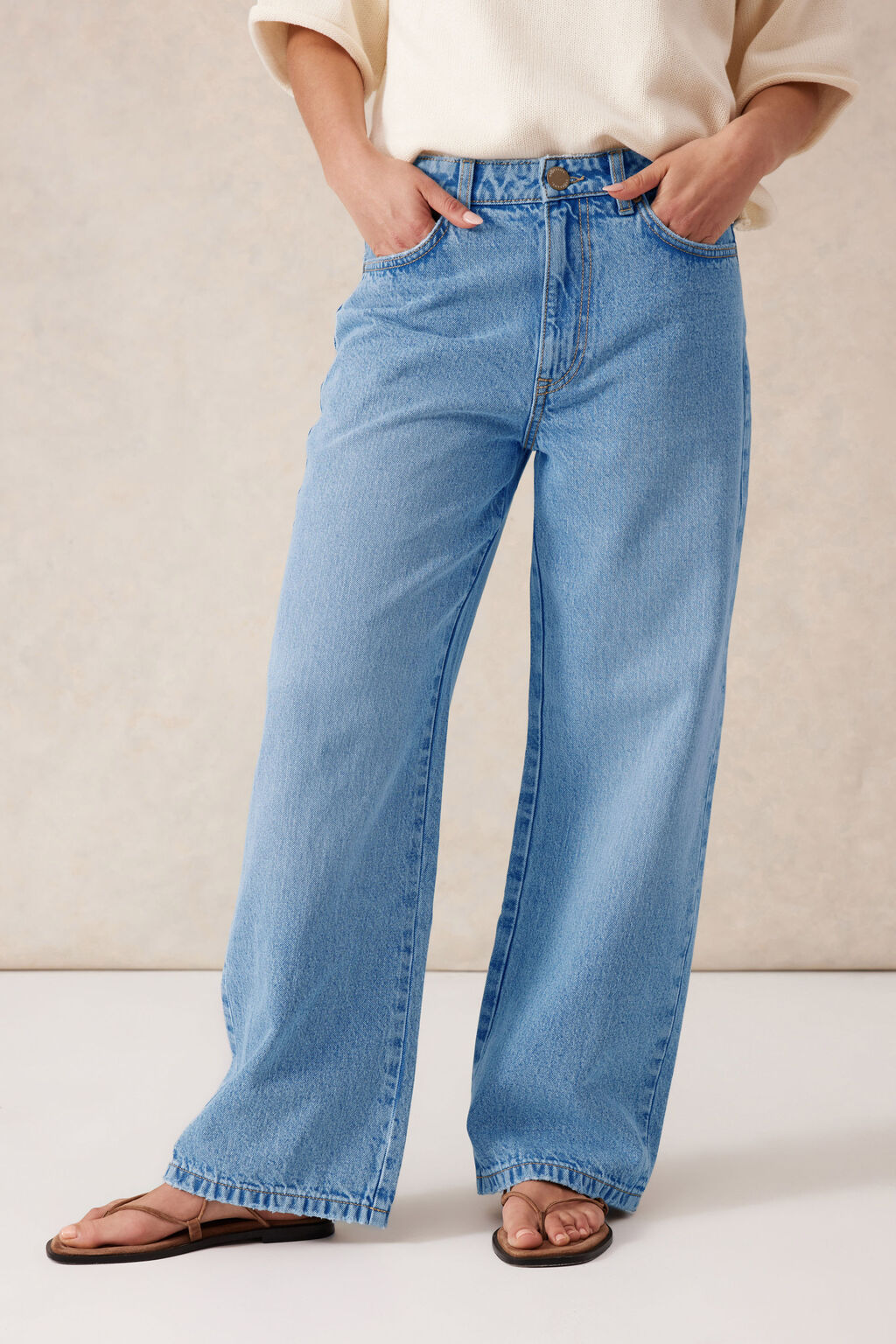 Frankie Loose Straight Jean