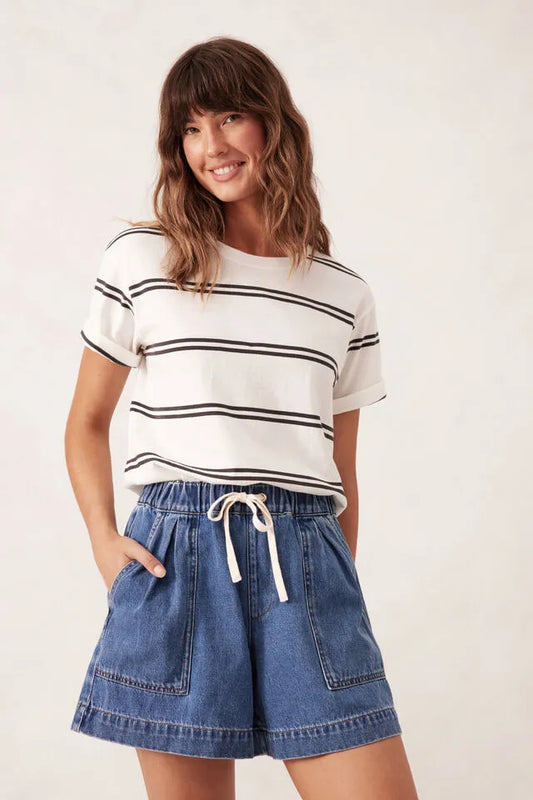 Relaxed Everyday Short