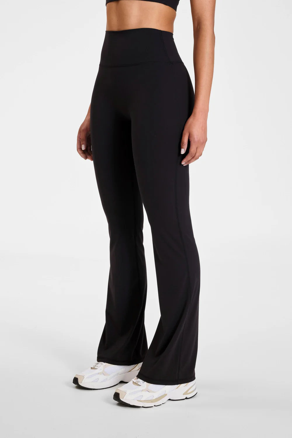 EcoSculpt Flared Legging